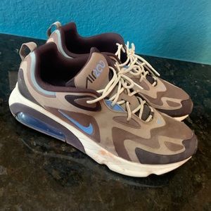 MENS 13 NIKE AIR MAX 200